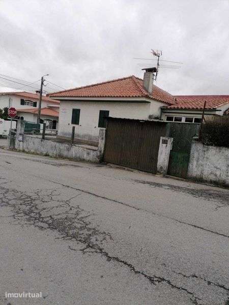 Vendo casa com terreno (não tenho interesse em agencias imobiliários) - Grande imagem: 2/12