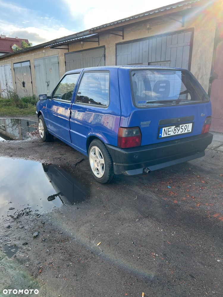 Fiat Uno 899 - 5