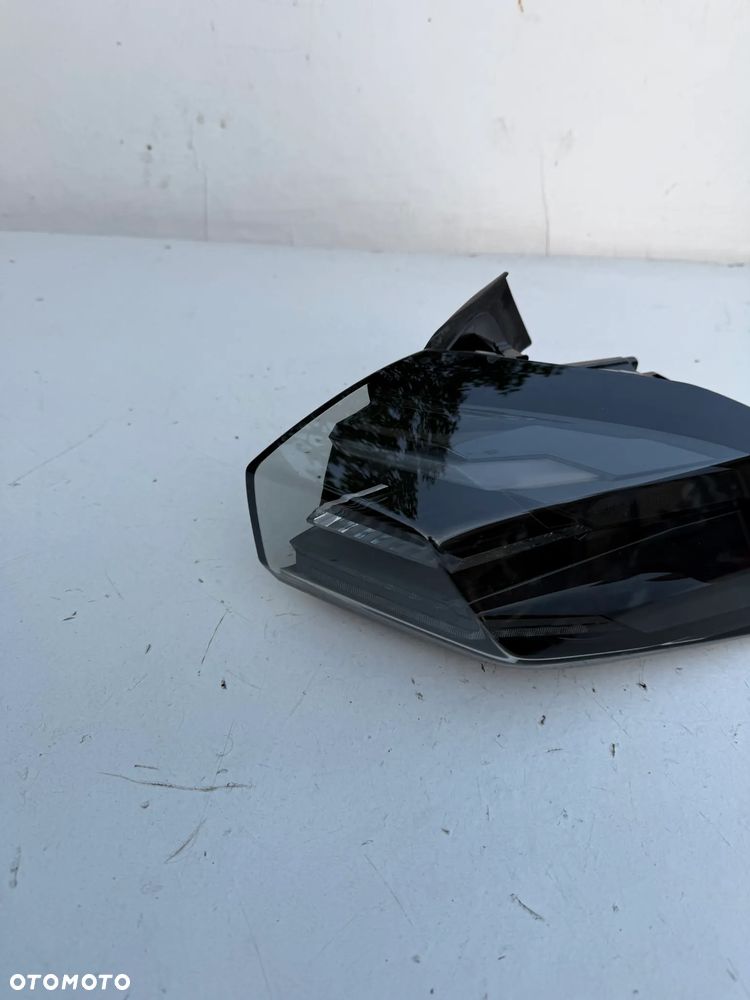LAMPA PRAWA TYLNA TYL PEUGEOT 2008 II LIFT 9850439980 - 2