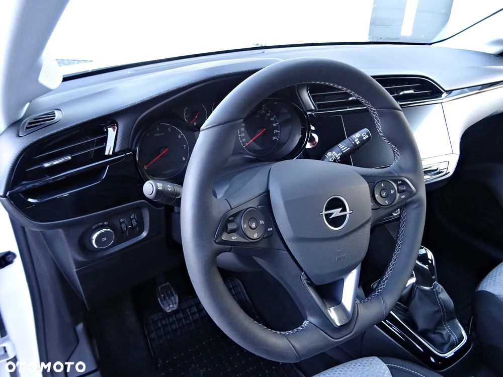 Opel Corsa - 24