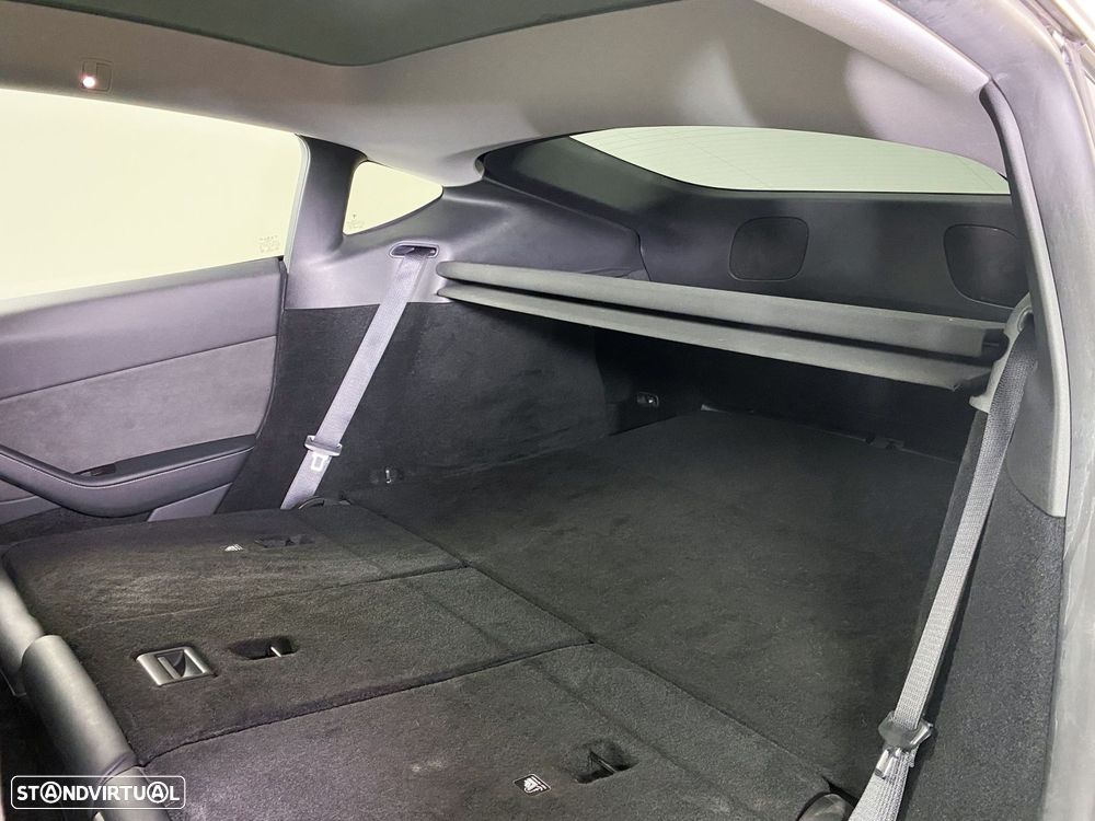 Tesla Model Y Long Range Tração Integral - 19