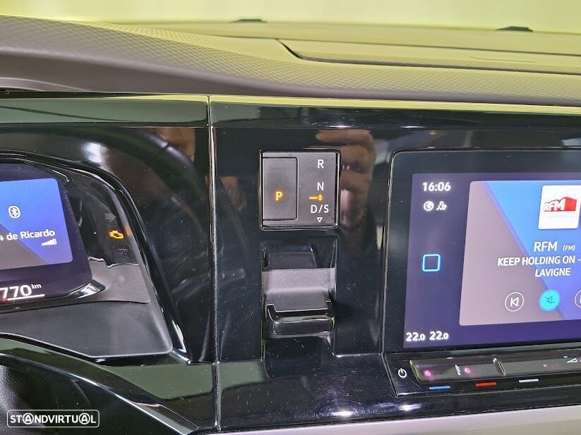 VW Multivan 2.0 TDI Life DSG - 37