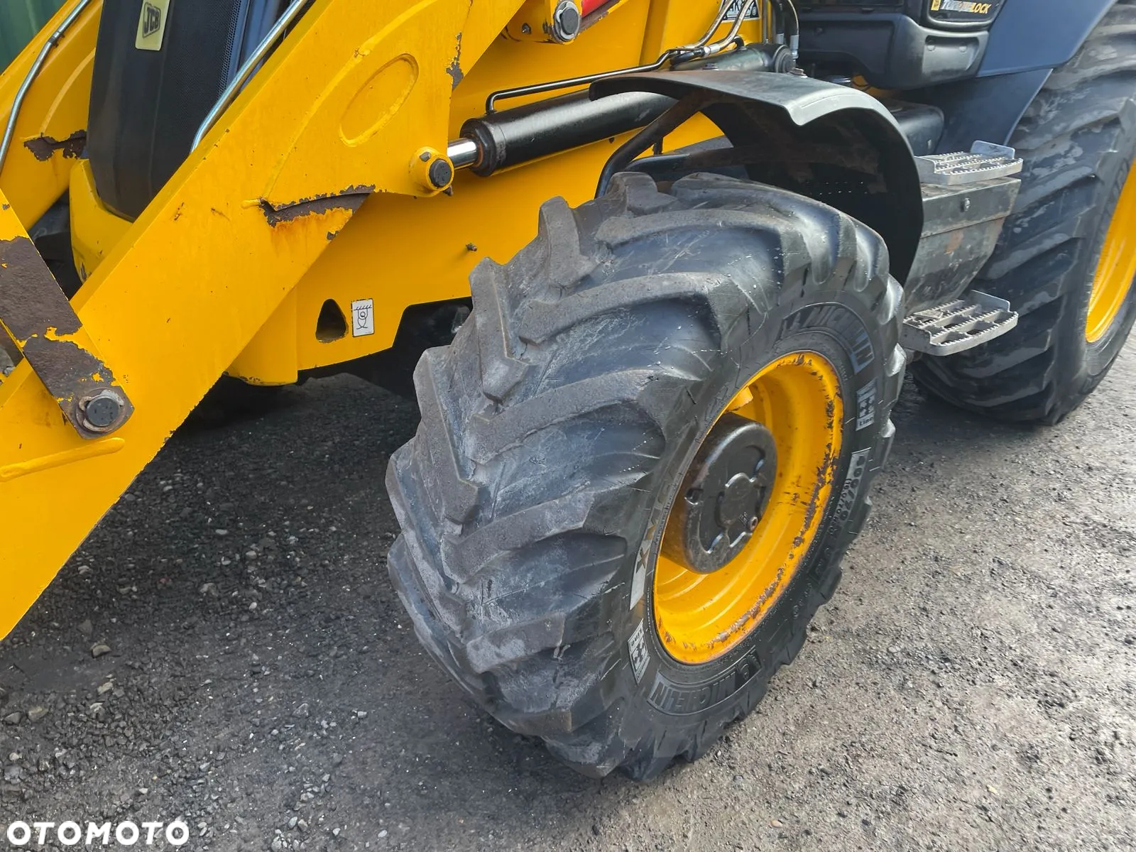 JCB 3 CX TOP STAN - 15