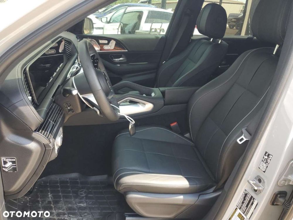 Mercedes-Benz GLS - 8