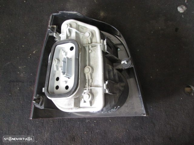 Farol Tras 6Q6945096G VW POLO 2002 3/5P DRT YORKA - 2