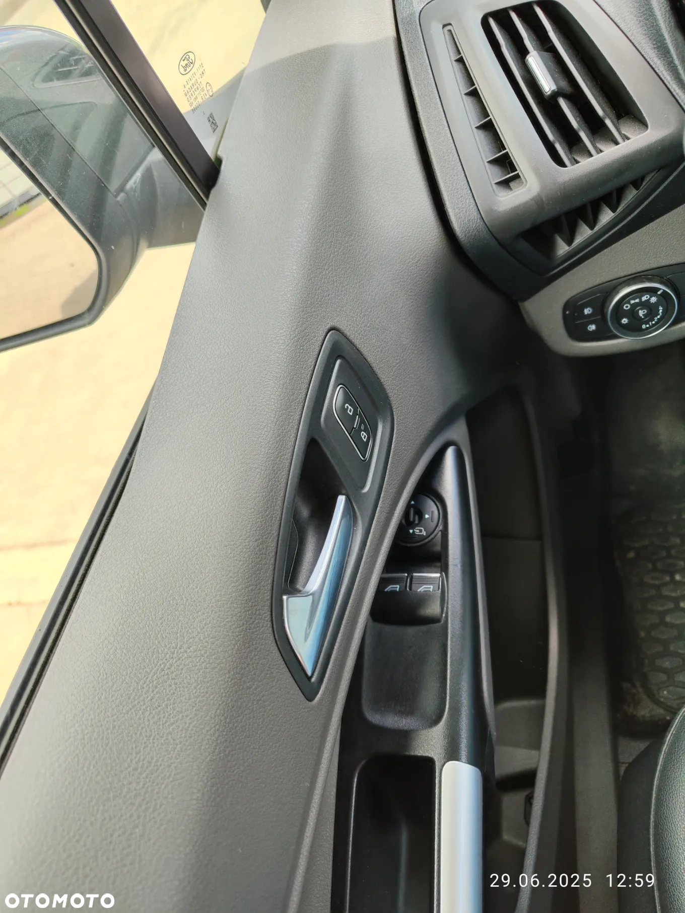 Ford Connect - 10