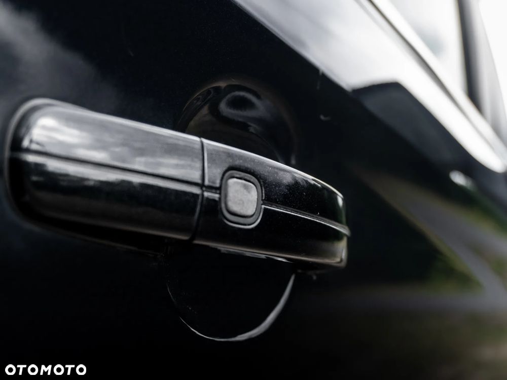 Ford Kuga 2.0 TDCi 4x4 Titanium - 22