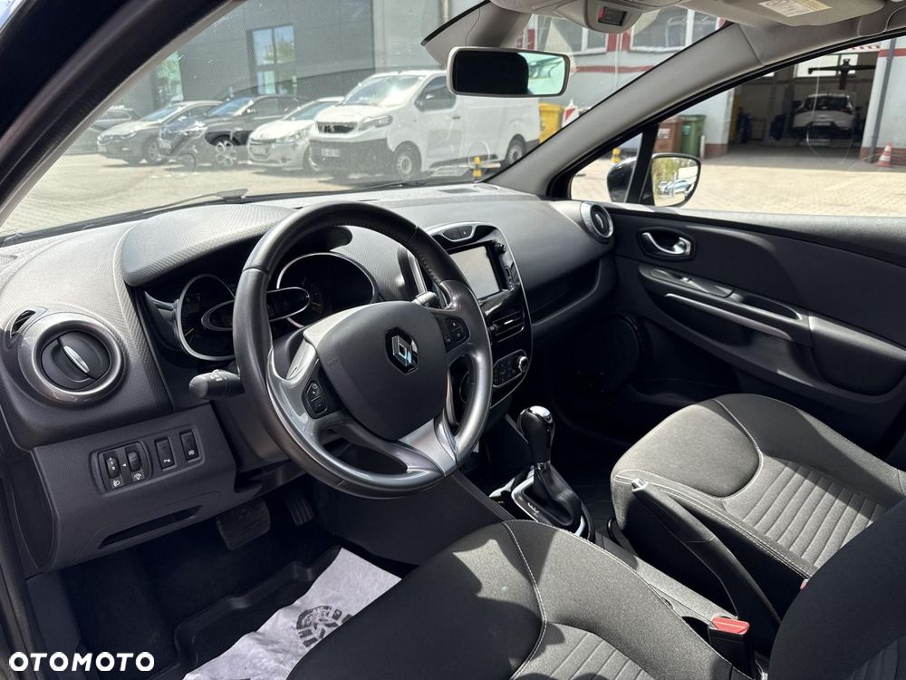 Renault Clio - 11