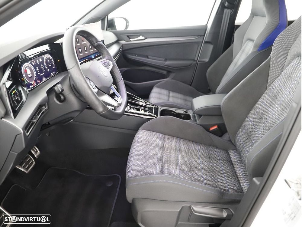 VW Golf - 12