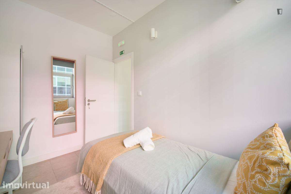 Quarto - localizado em Olaias Lisbon - Grande imagem: 5/45