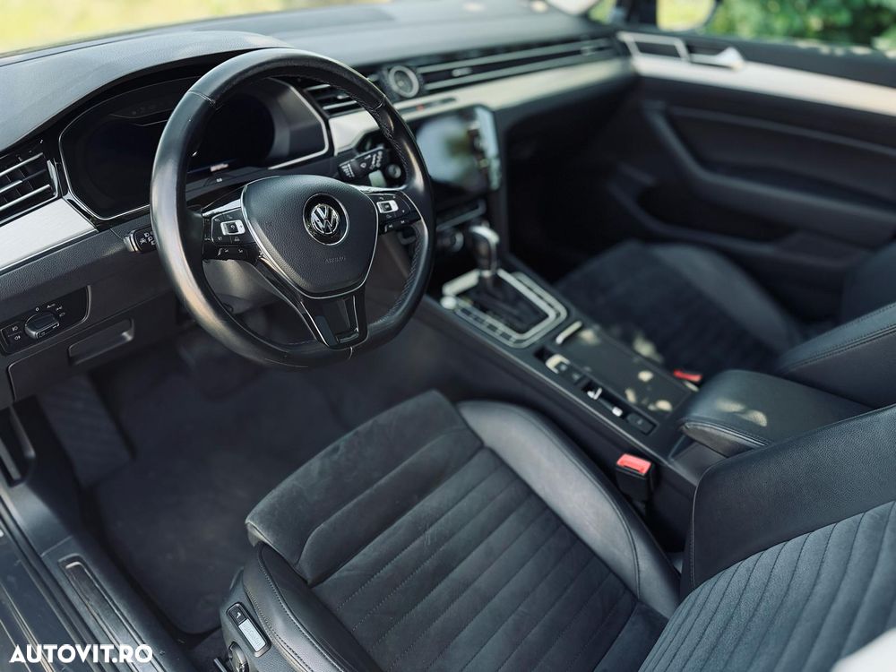 Volkswagen Passat 2.0 TDI DSG 4Motion Highline - 12