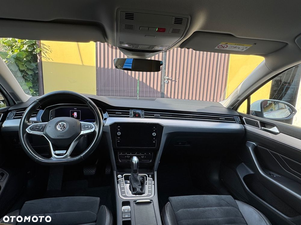 Volkswagen Passat 2.0 TDI 4Mot Elegance DSG - 13