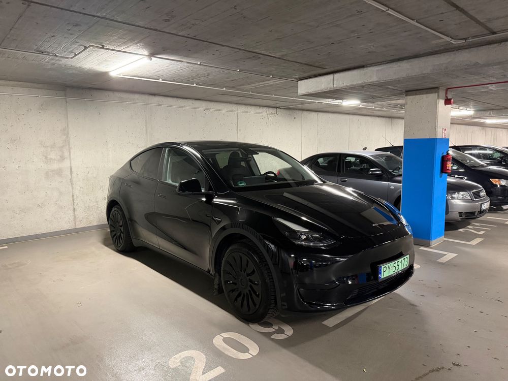 Tesla Model Y RWD - 3
