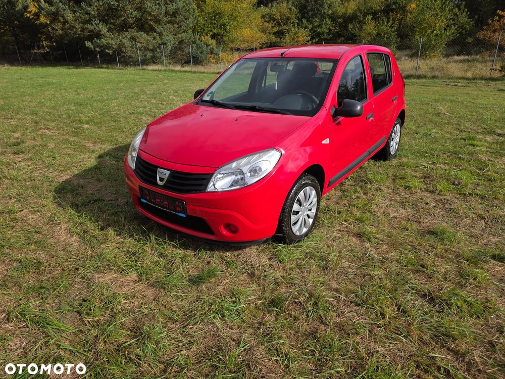 Dacia Sandero 1.2 16V Laureate II - 1