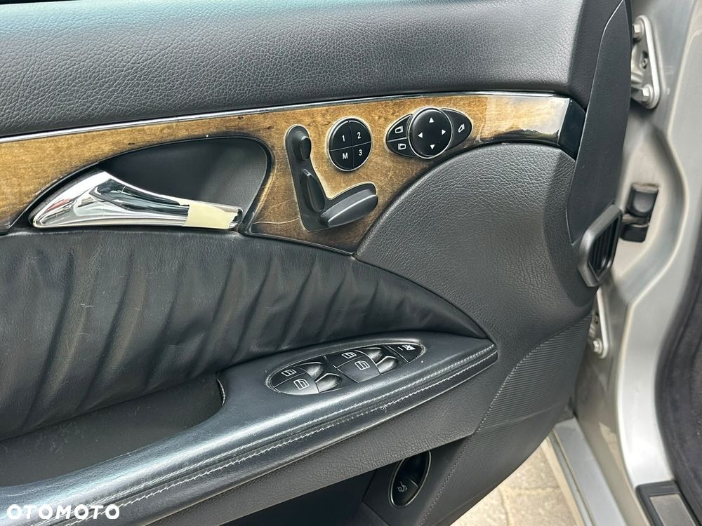 Mercedes-Benz Klasa E 320 CDI Avantgarde - 11