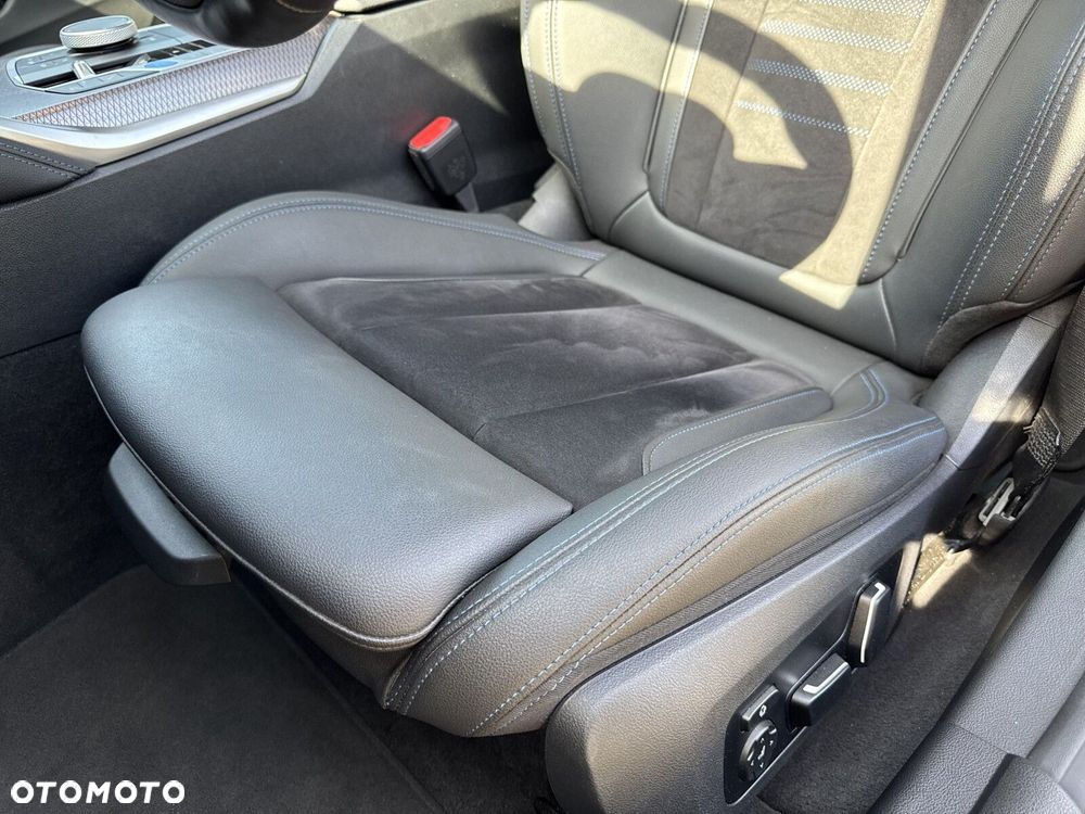 BMW i4 70.3kWh eDrive 35 M Sport - 14
