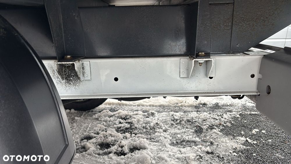 Volkswagen Transporter T5 - 35