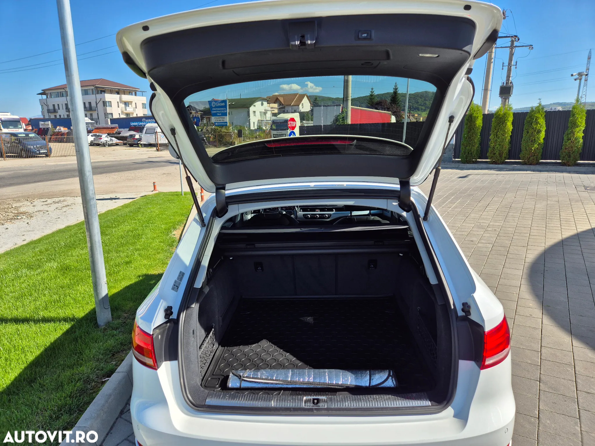 Audi A4 2.0 TDI ultra S tronic Sport - 5