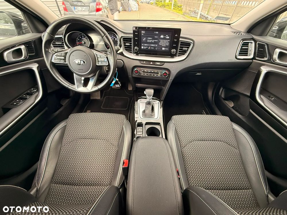 Kia XCeed 1.4 T-GDI M DCT - 13