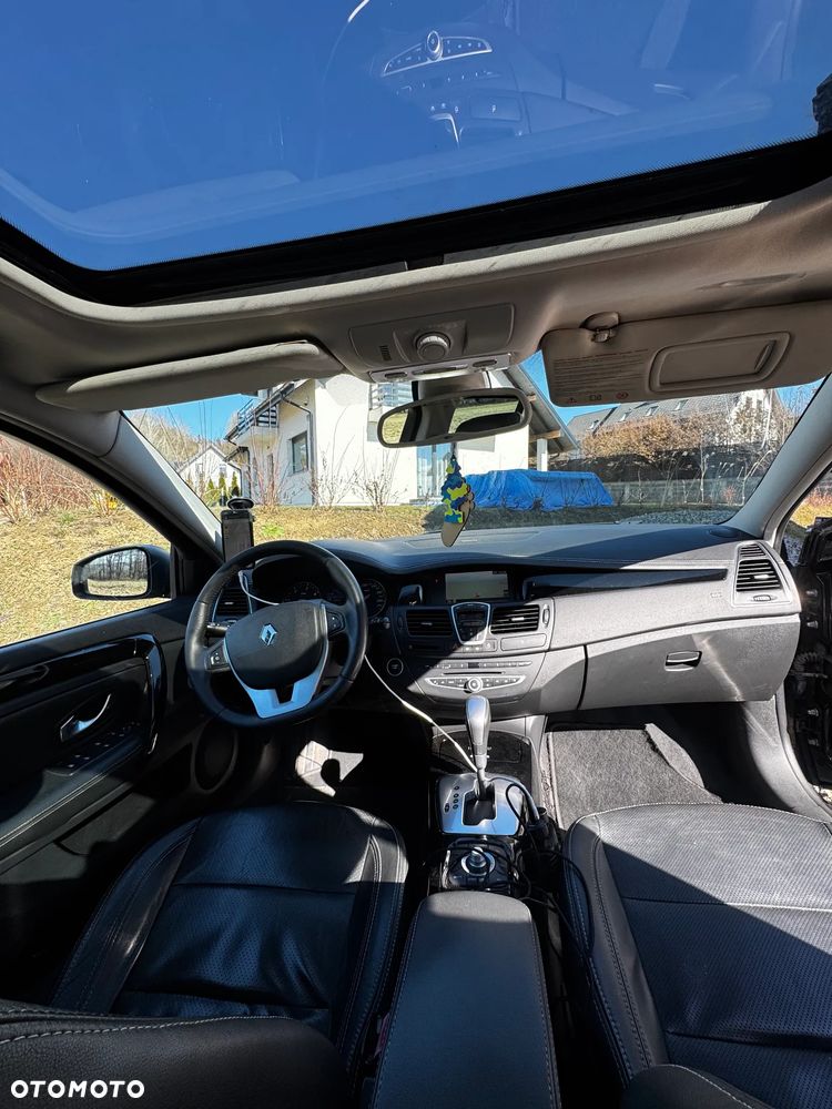 Renault Laguna 2.0 dCi Initiale - 3