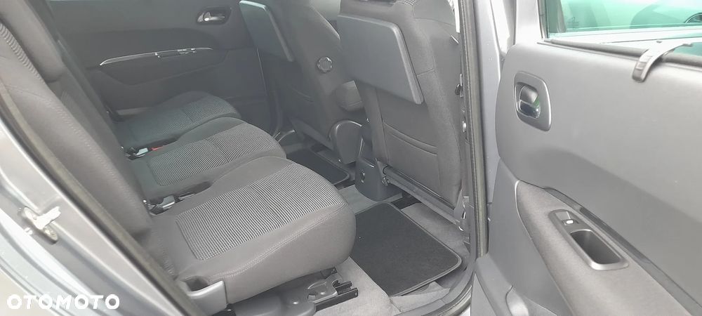 Peugeot 5008 HDI FAP 150 Premium - 6