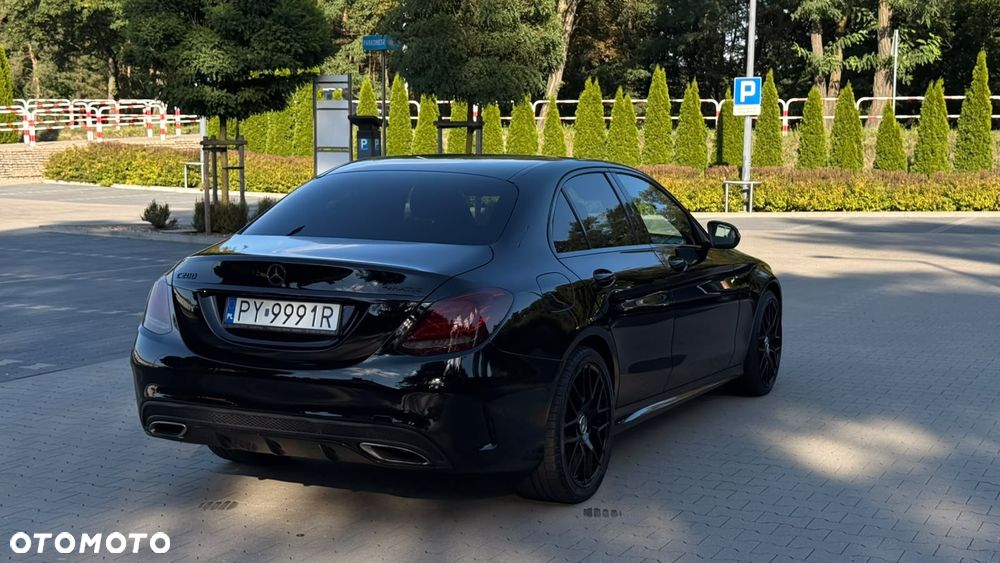 Mercedes-Benz Klasa C 200 4-Matic 9G-TRONIC - 14