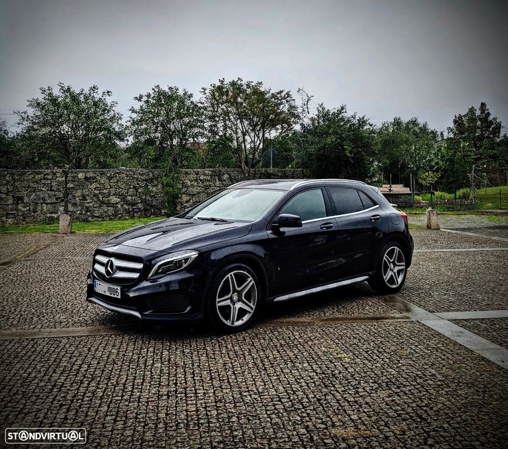 Mercedes-Benz GLA 200 7G-DCT AMG Line - 27