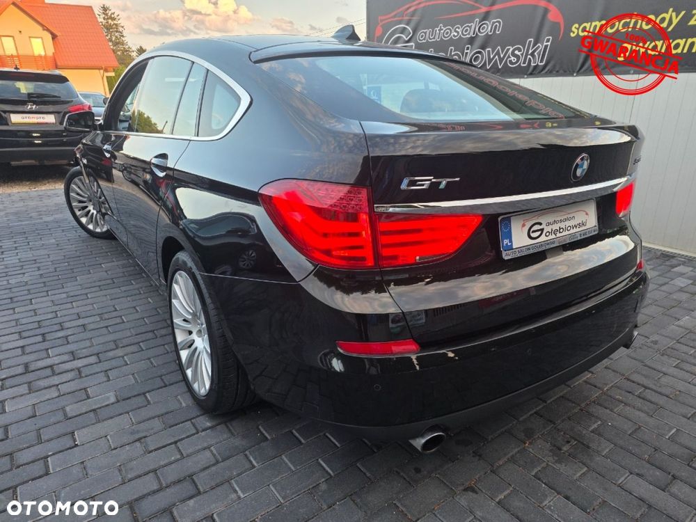 BMW 5GT - 11