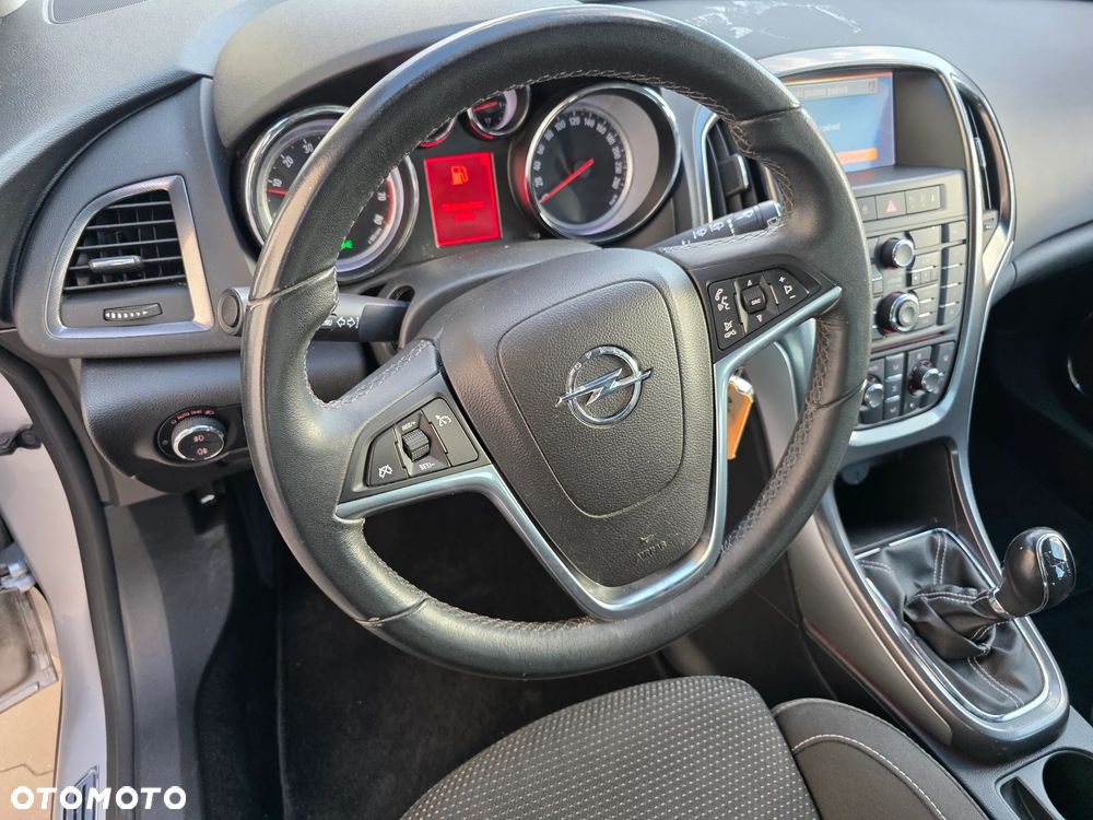 Opel Astra 1.4 Turbo - 17