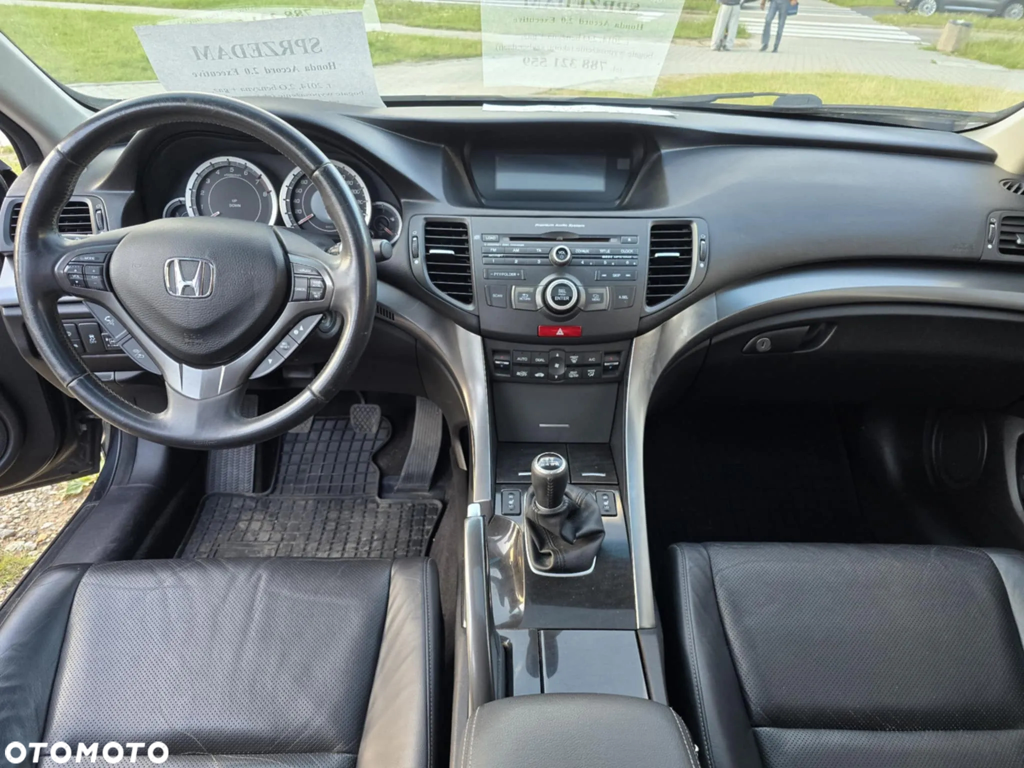 Honda Accord 2.0 Executive - 19