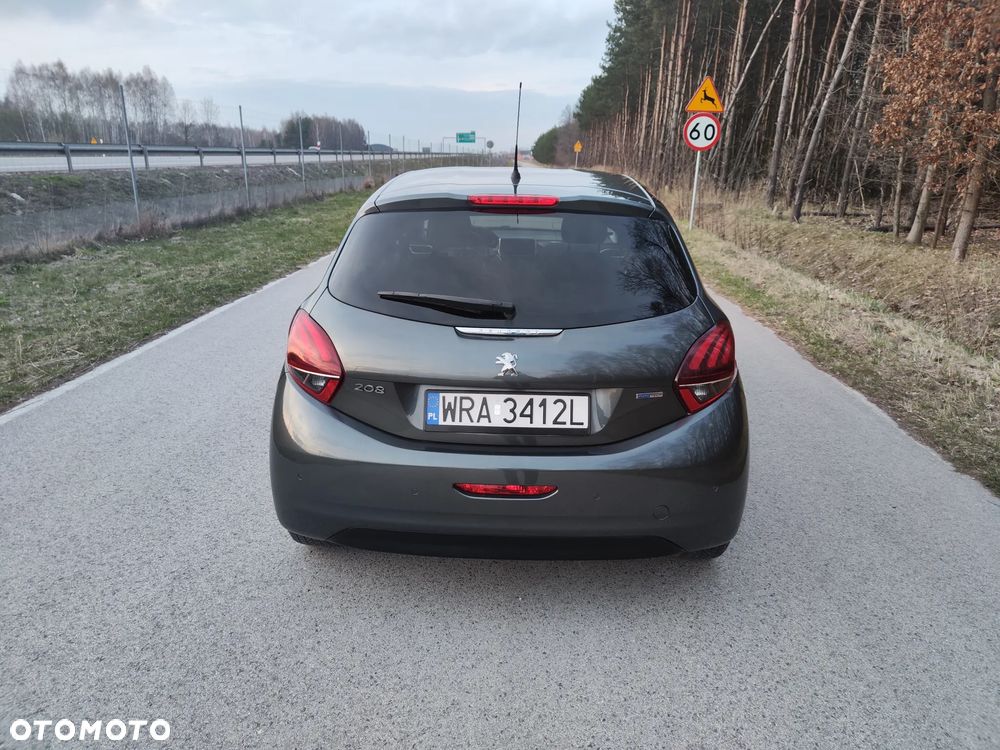 Peugeot 208 PureTech 82 Style - 3