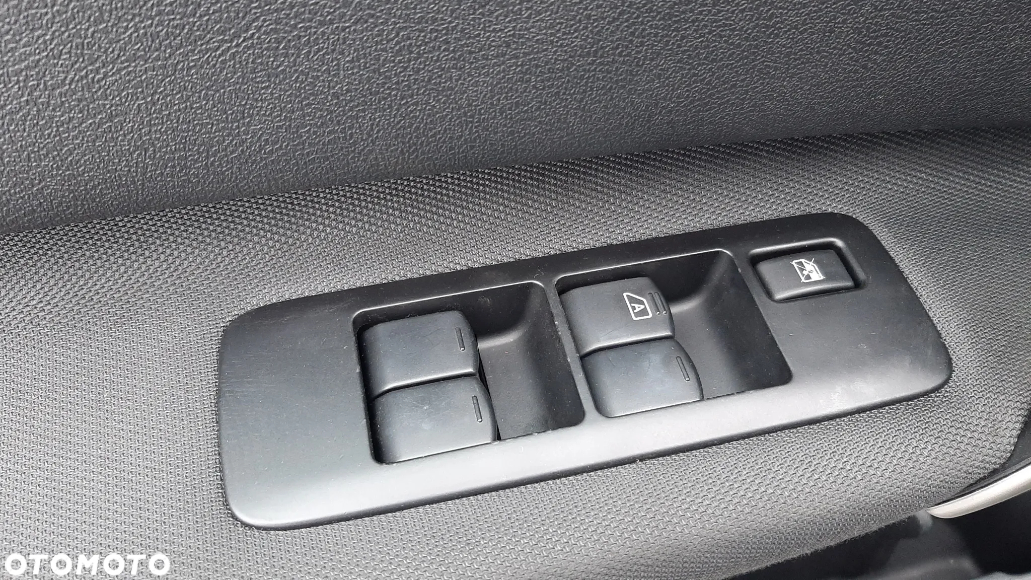 Nissan Qashqai 2.0 4 x 4 visia - 7