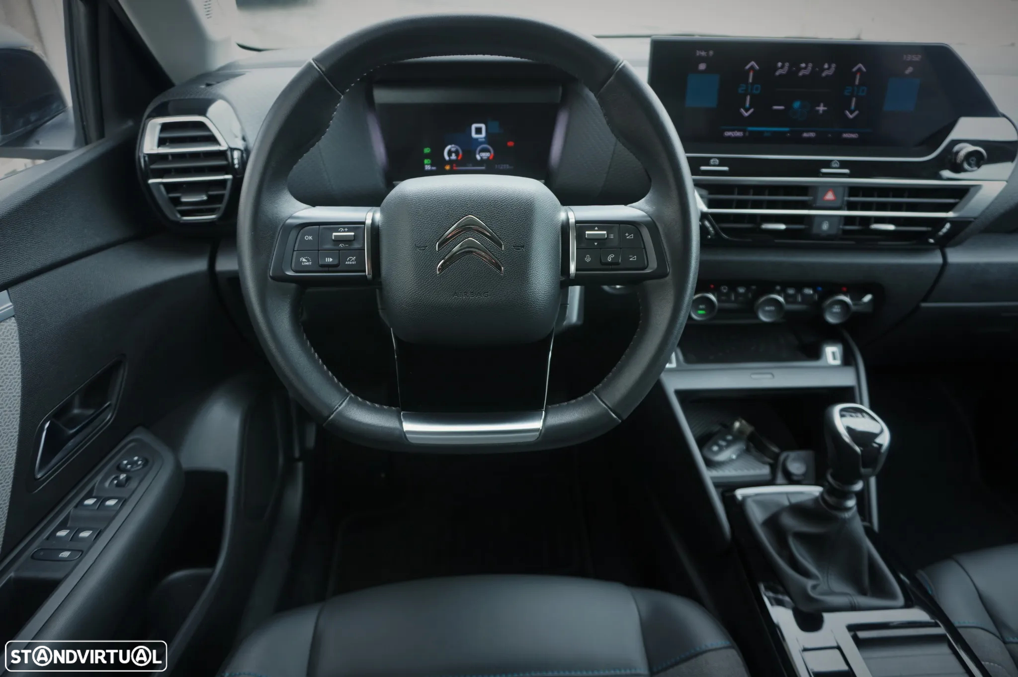 Citroën C4 PureTech 130 Stop&Start SHINE - 32