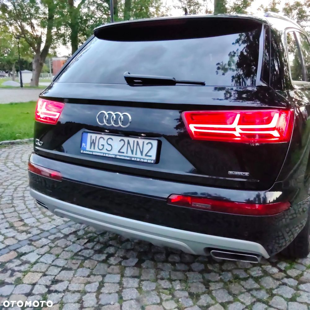 Audi Q7 - 6