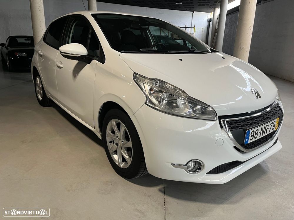 Peugeot 208 1.2 PureTech Allure - 7