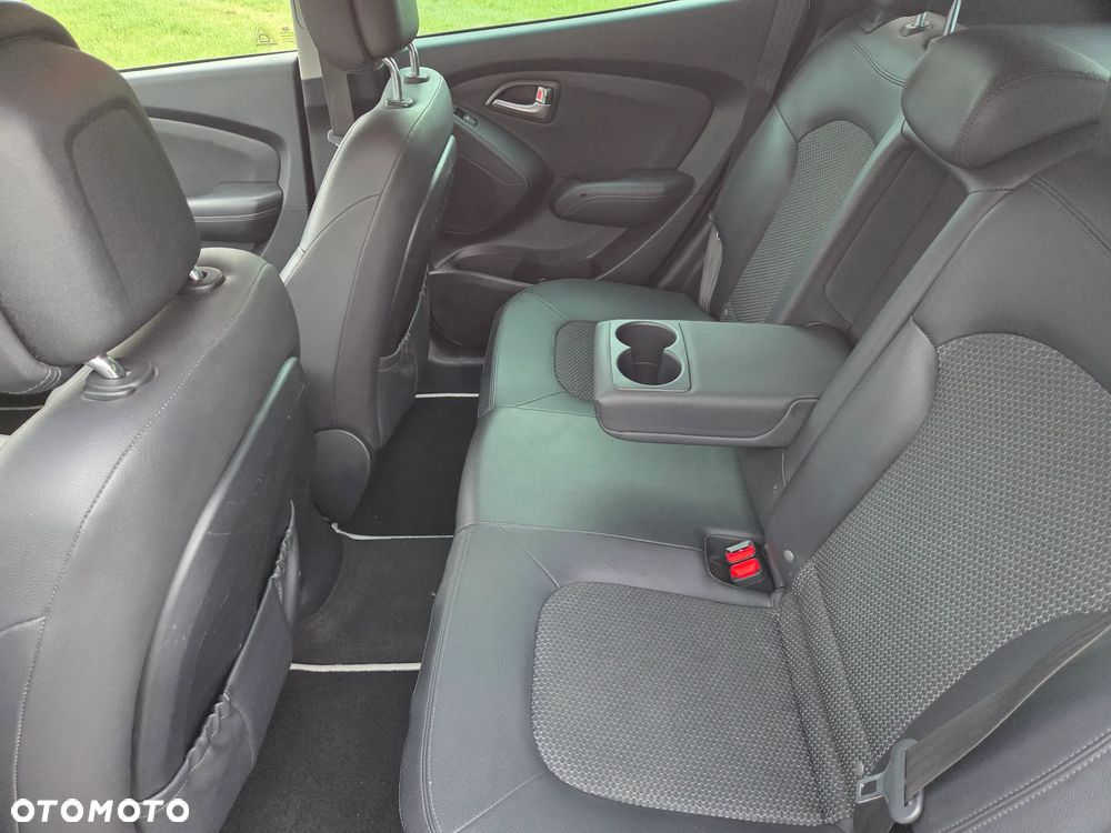 Hyundai ix35 2.0 2WD Style - 18