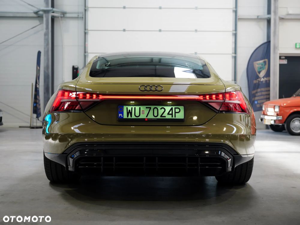 Audi e-tron GT - 8