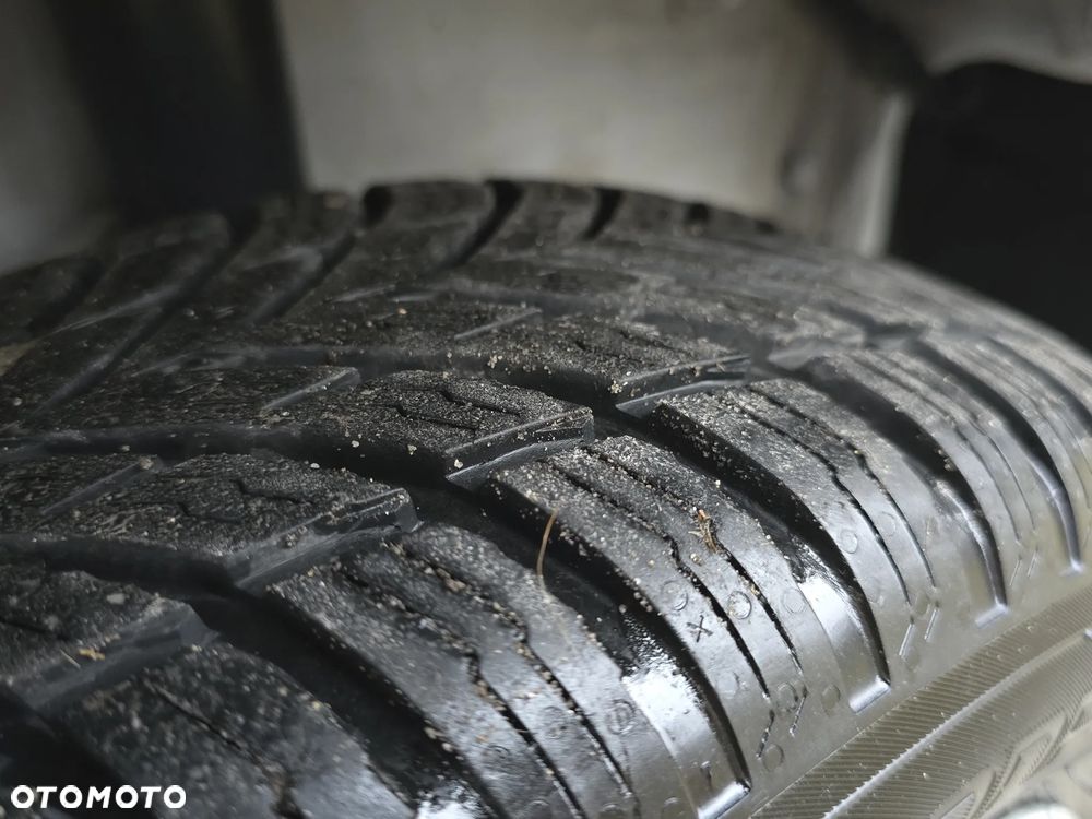 Volkswagen up! 1.0 move - 38