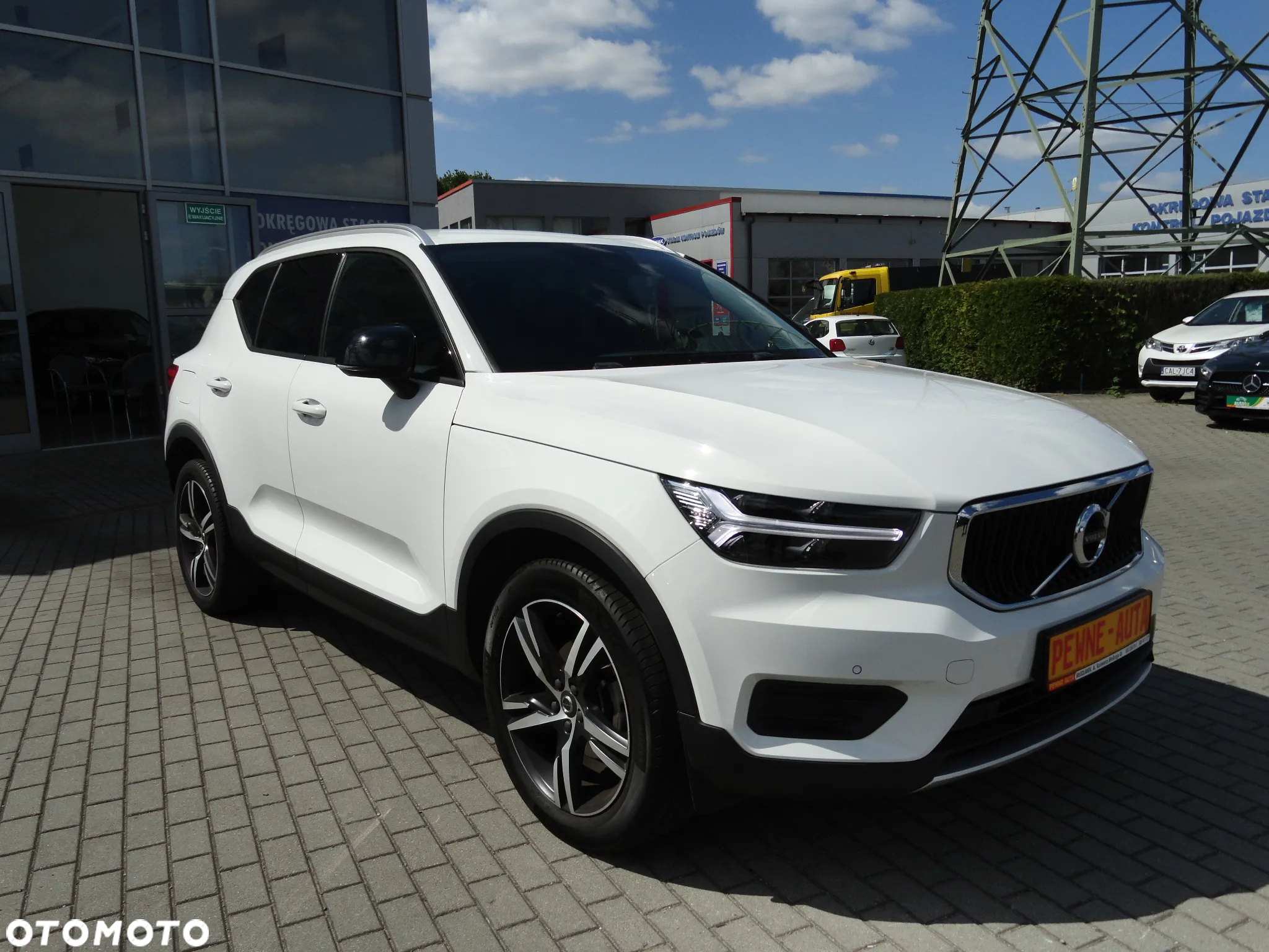 Volvo XC 40 D3 SCR Momentum Core - 4