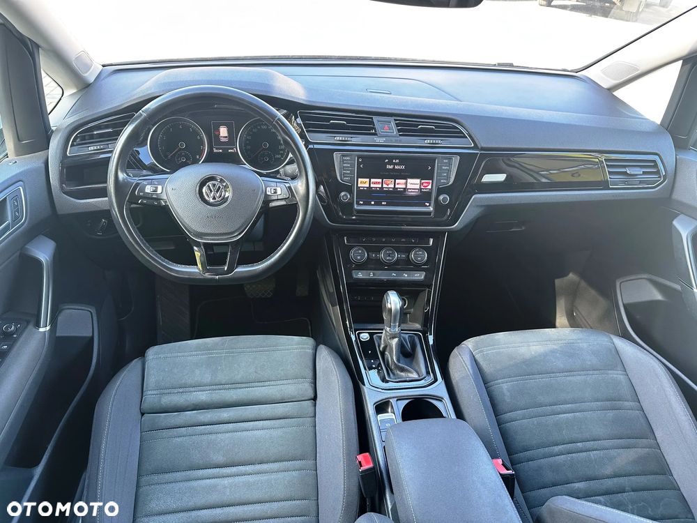 Volkswagen Touran 1.8 TSI BMT Highline DSG - 10