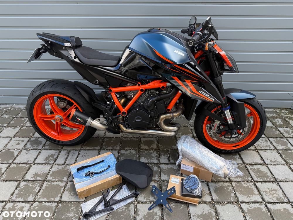 KTM Super Duke - 38