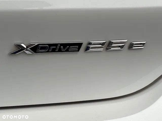 BMW X1 xDrive25e Business Edition - 9