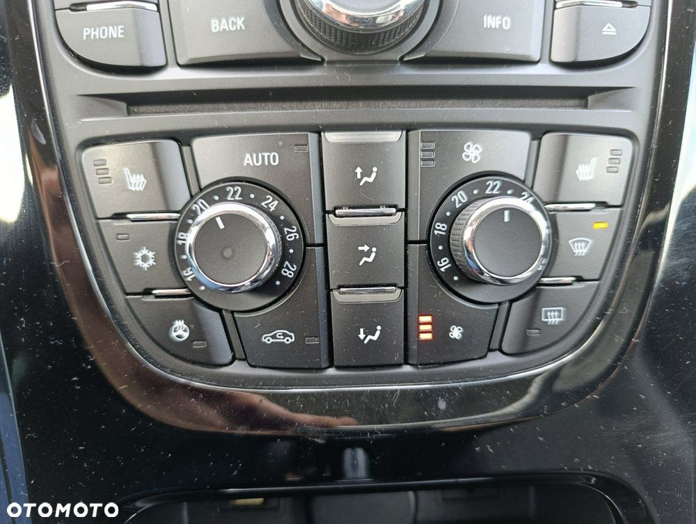 Opel Astra GTC 1.4 Turbo - 16