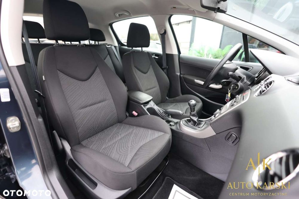 Peugeot 308 - 32