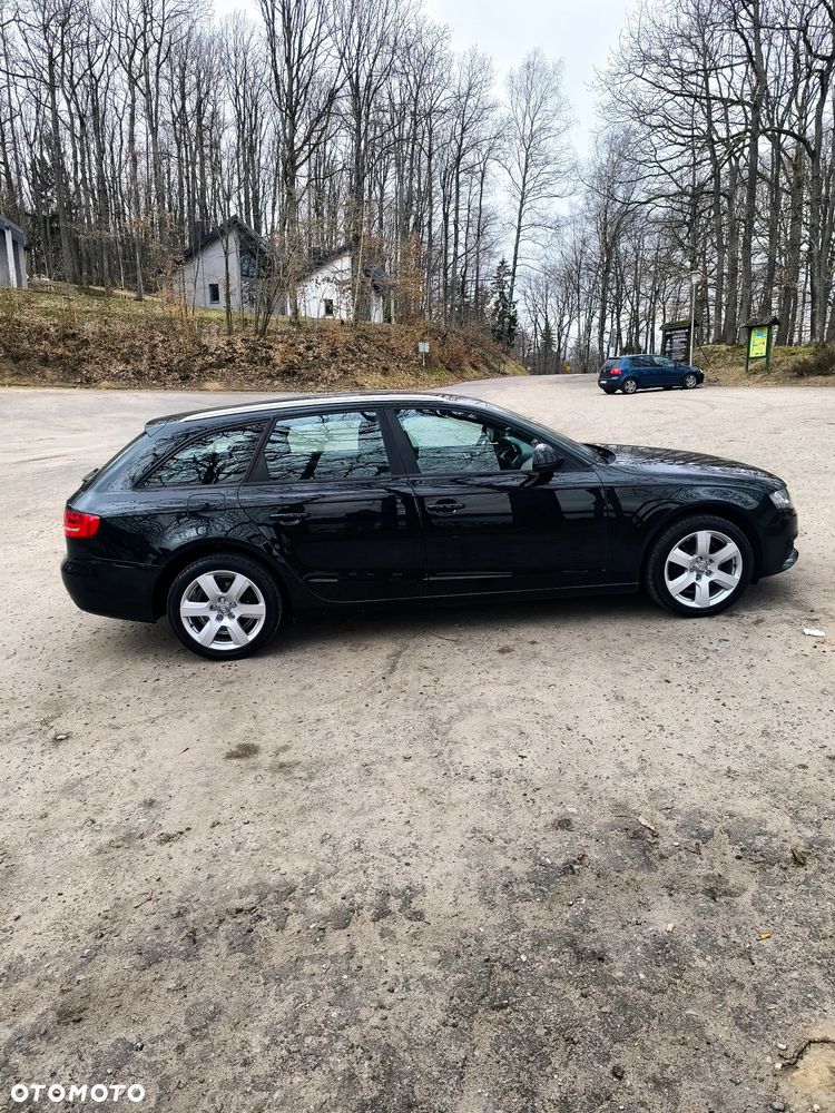 Audi A4 Avant - 13