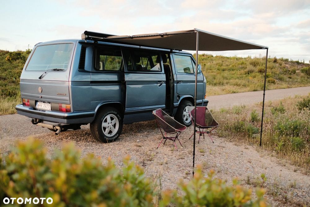 Volkswagen Multivan - 10
