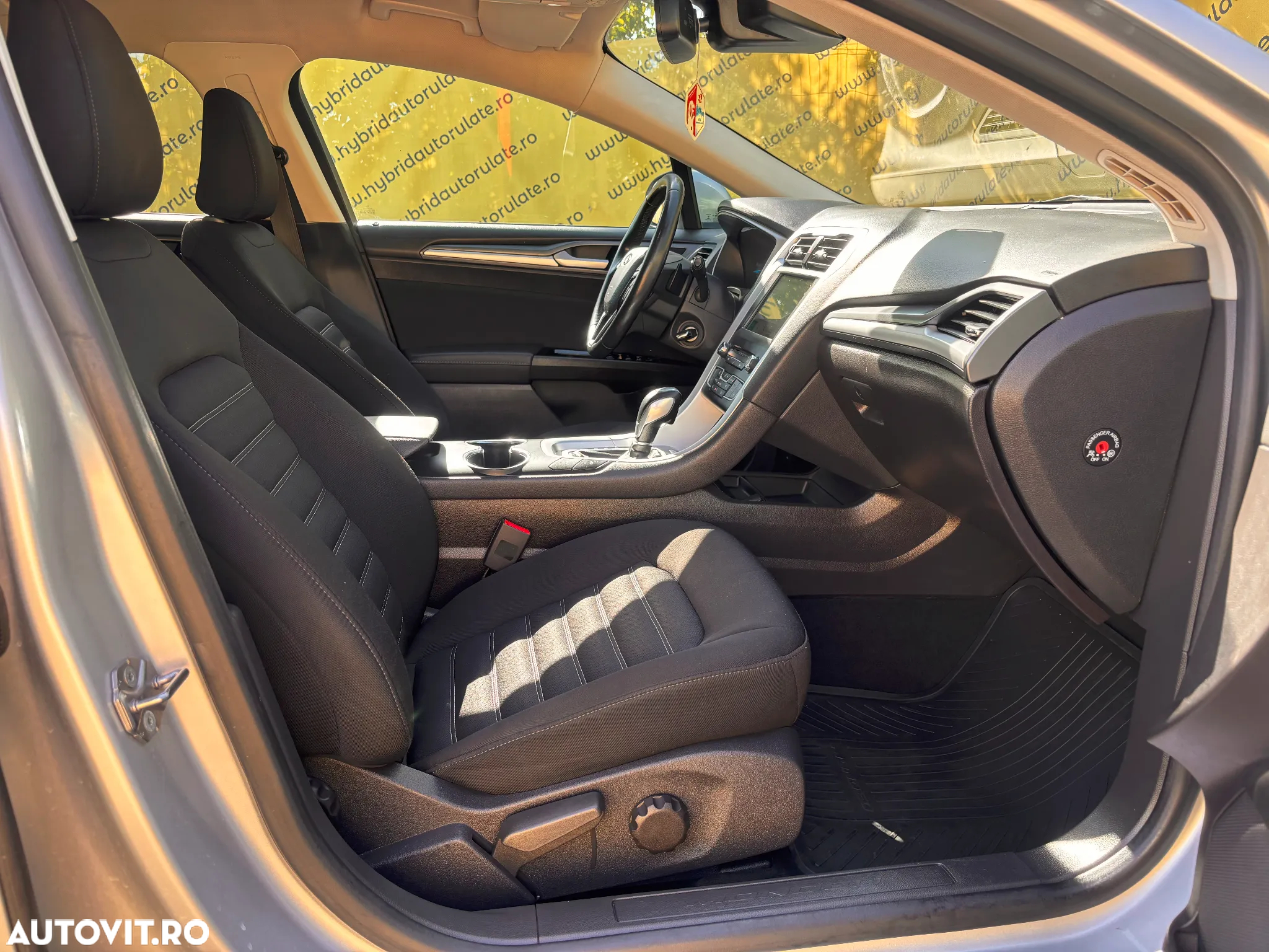 Ford Mondeo 2.0 TDCi Powershift Business - 28