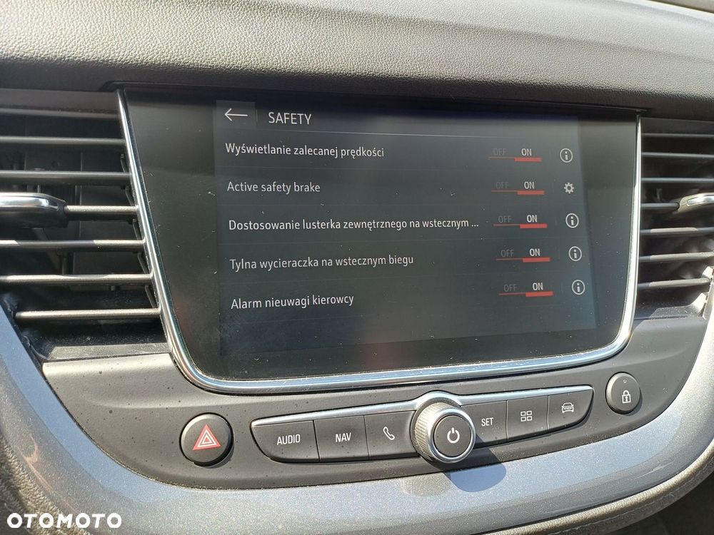 Opel Grandland X 1.6 T Elite S&S - 17