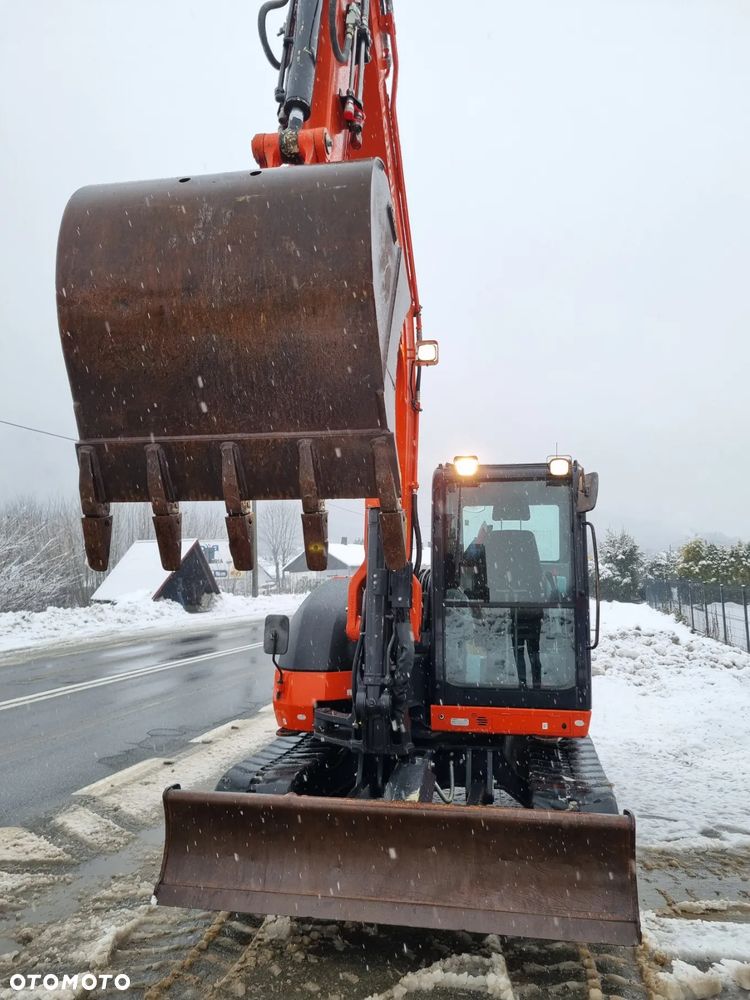 Kubota KX080-4 Koparka Gąsienicowa 8,5 tony długie ramię PLUS. Maszyna jak Nowa z Salonu. Dekra 2026r Dokumenty serwisowe książka! Import Norwegia! Klima. Pompa Tankowania. Ani deka luzów i wycieków! Silnik 4 cyl. 75 km.  Niski Oryginalny Przebieg 3960 mtg. Dodatkowe linie Hydra. Radio Bluetooth! - 7