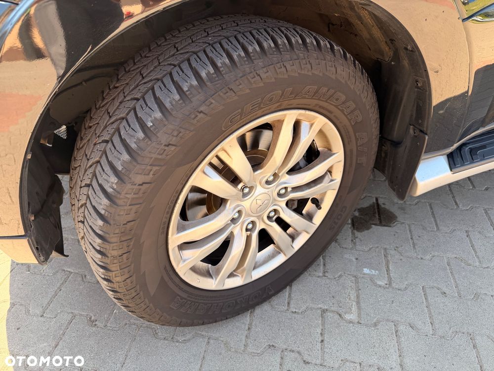 Mitsubishi Pajero 3.2 DID Instyle EU6 - 13